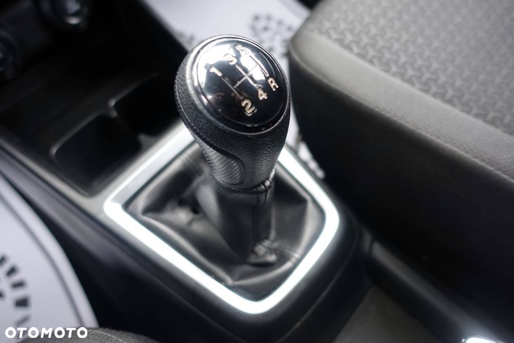 Suzuki Swift 1.2 Dualjet Hybrid Allgrip Comfort - 27