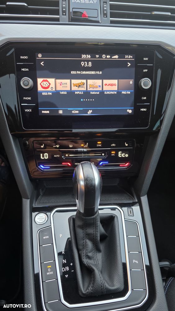 Volkswagen Passat - 10