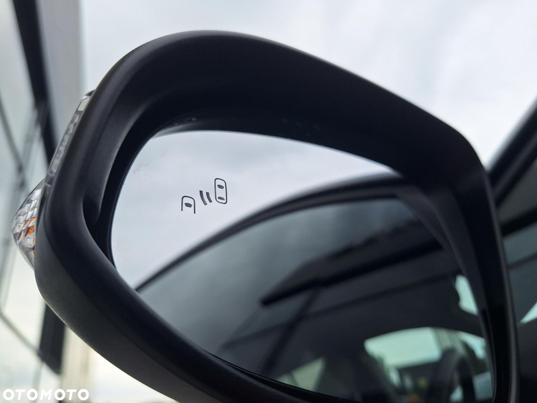 Toyota C-HR - 18
