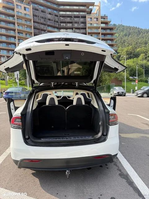 Tesla Model X 100D Allradantrieb - 4