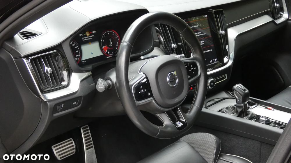 Volvo S60 T6 AWD R-Design - 16