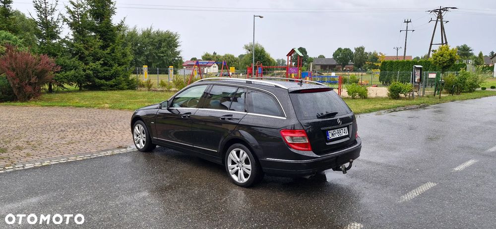 Mercedes-Benz Klasa C 180 CGI Automatik BlueEFFICIENCY Avantgarde - 10