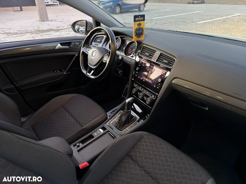 Volkswagen Golf 1.6 TDI SCR DSG Join - 17