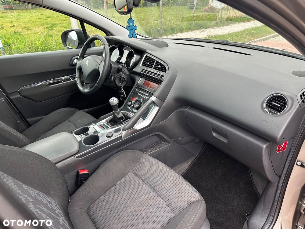 Peugeot 3008 120 VTi Premium - 39