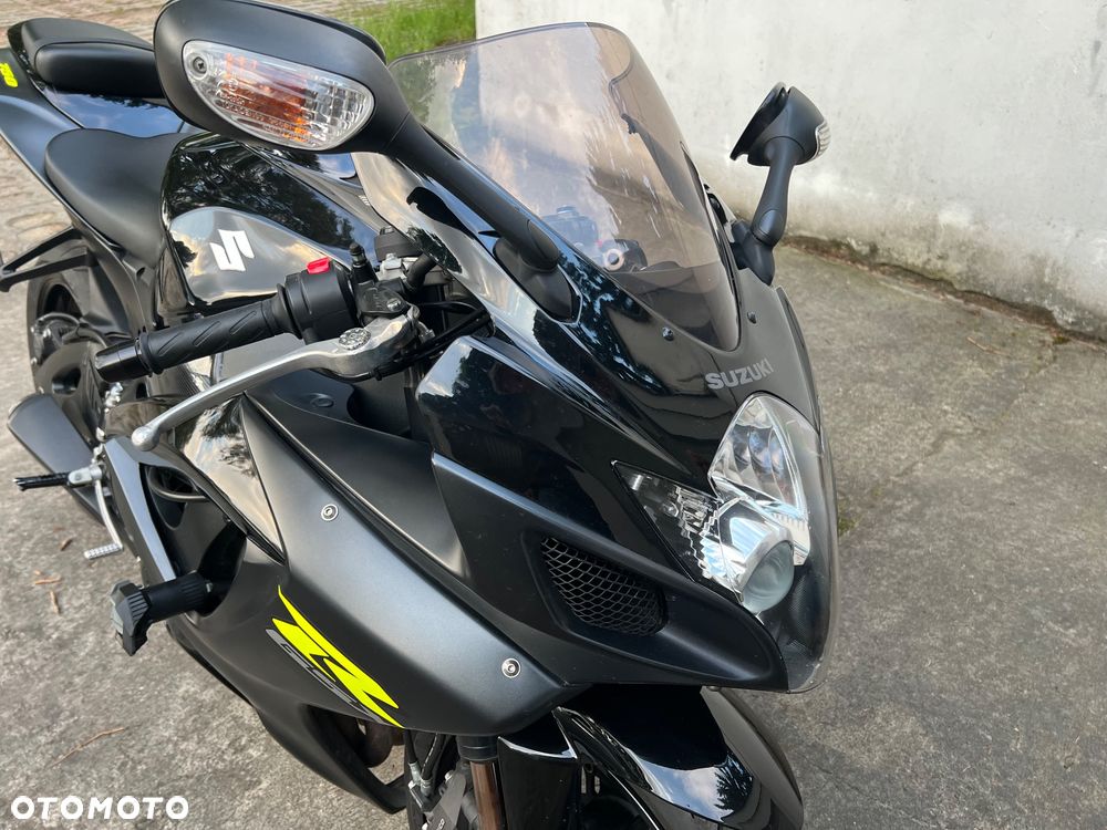 Suzuki GSX-R - 20