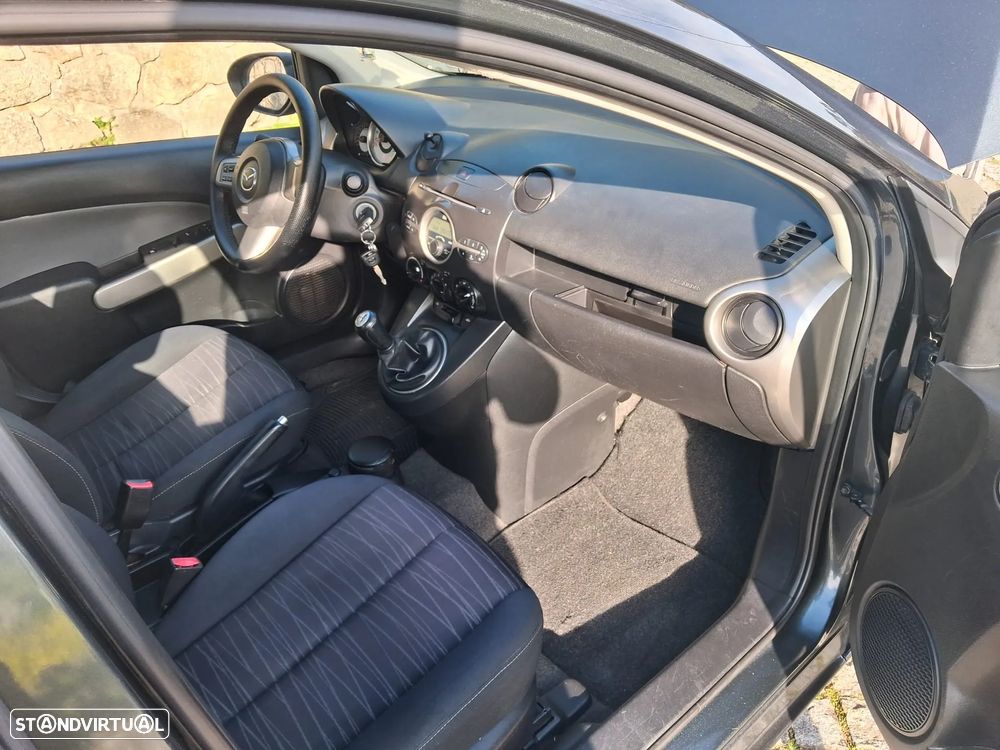 Mazda 2 1.3 MZR Sport - 8