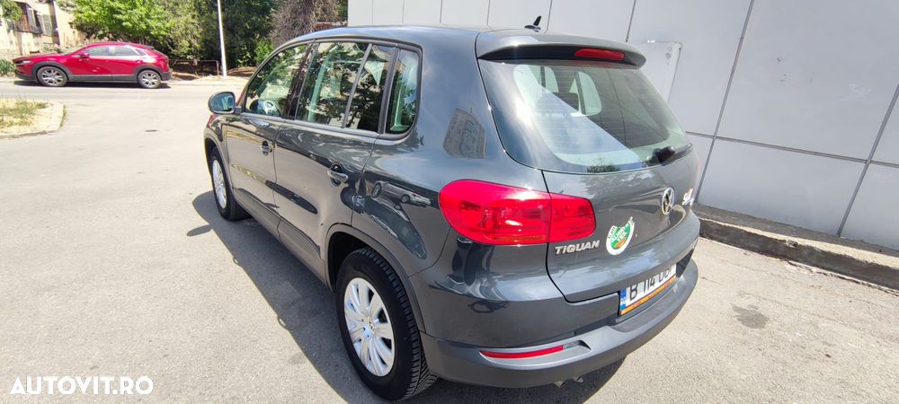 Volkswagen Tiguan - 9