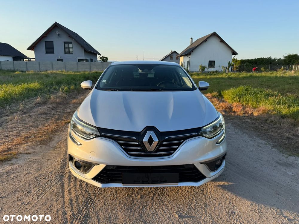 Renault Megane ENERGY dCi 110 EDC BOSE EDITION - 2