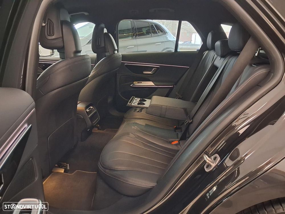 Mercedes-Benz E 300 e Avantgarde - 11