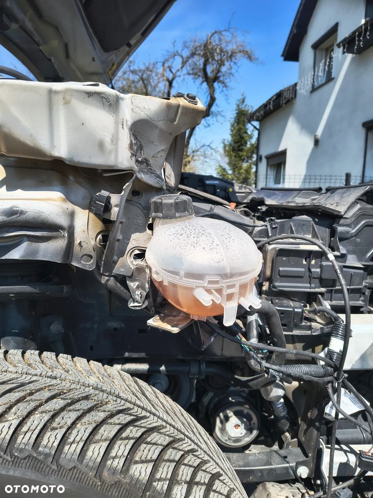 Peugeot 2008 BlueHDi 110 Active - 14