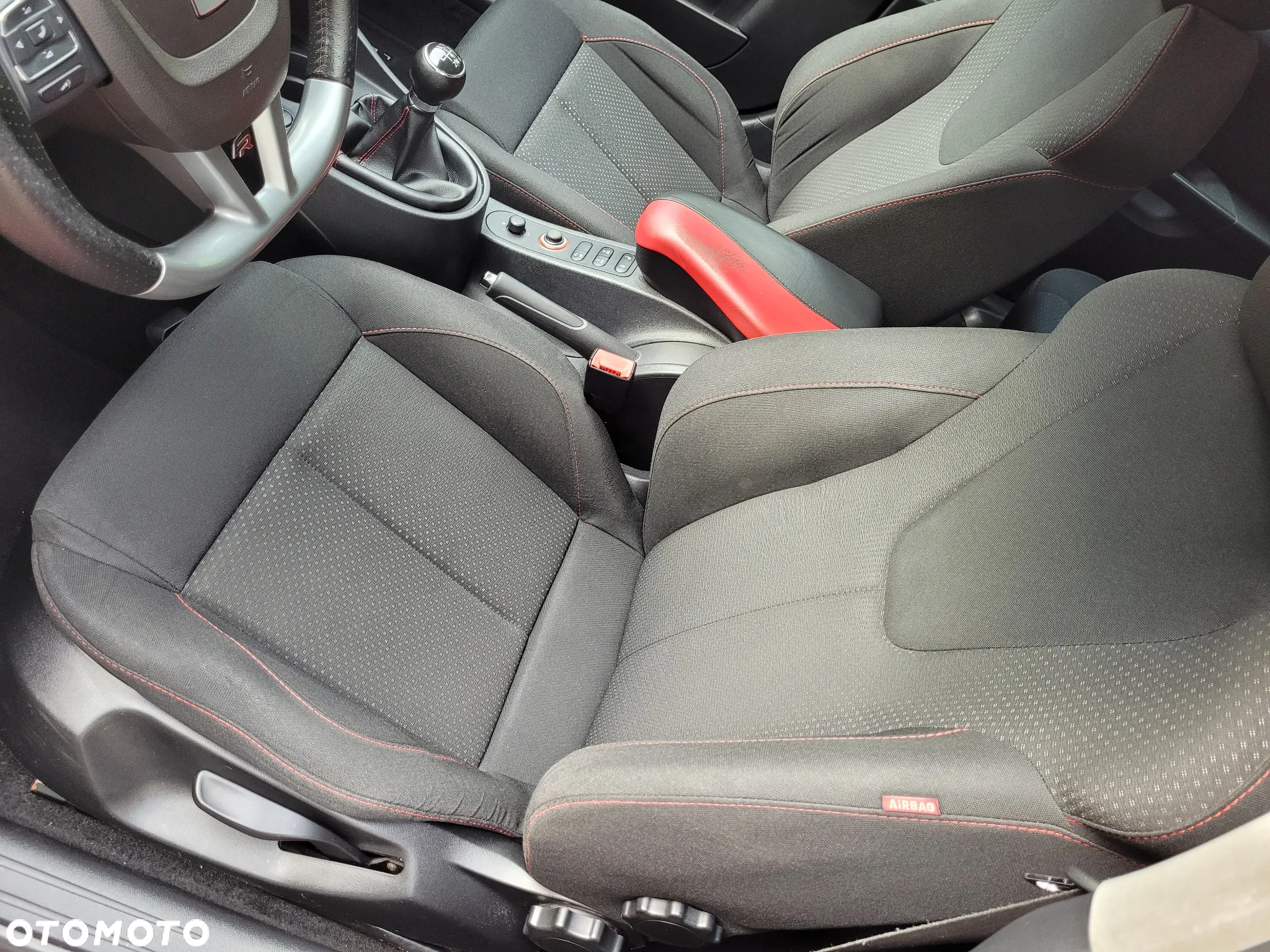 Seat Leon 2.0 TDI DPF FR - 11