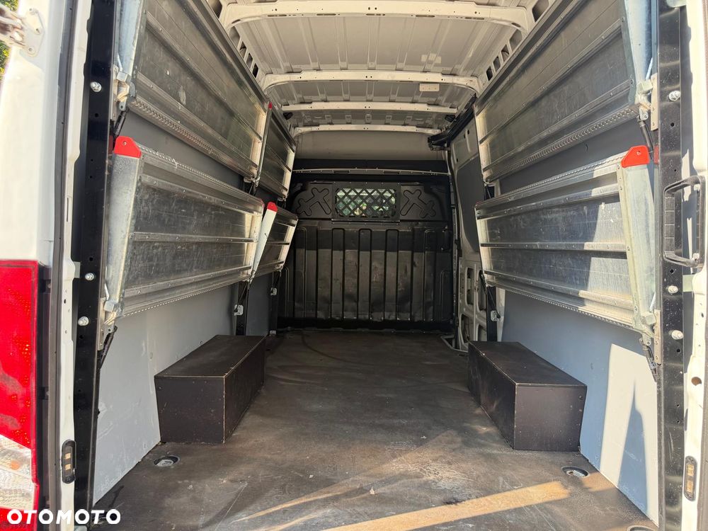 Iveco Daily 2.3 HPI / 136 KM / L2H2 / Automat / - 24