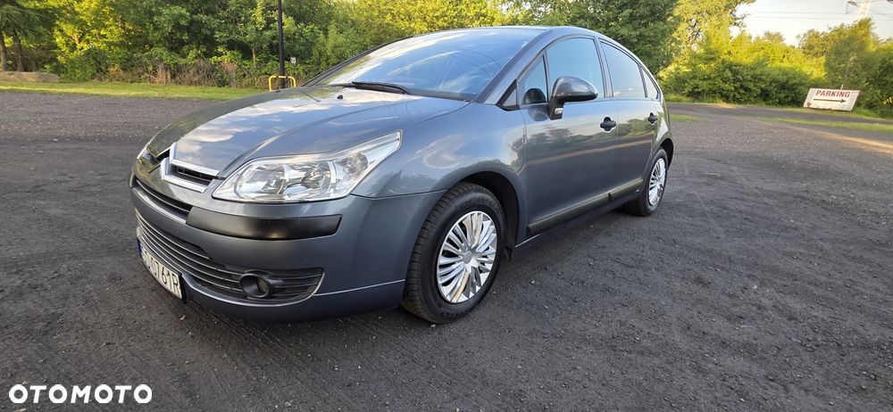 Citroën C4 1.4 16V Magic - 29