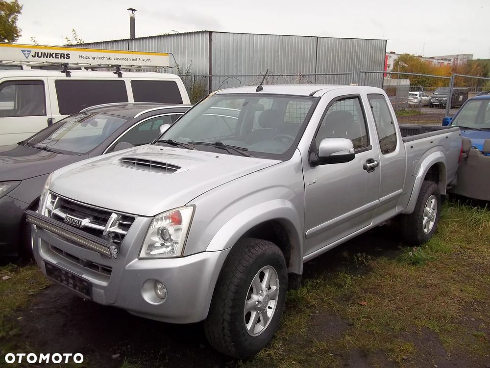 Isuzu D-Max 4x4 Space Cab Autm Custom - 1