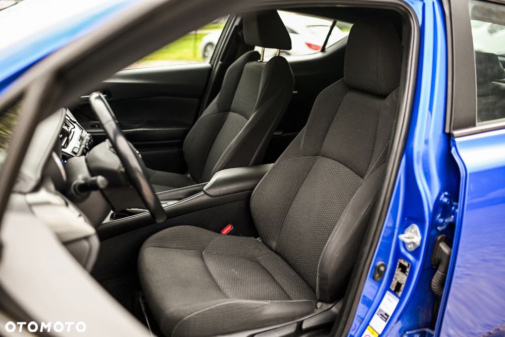 Toyota C-HR Business-Edition - 30