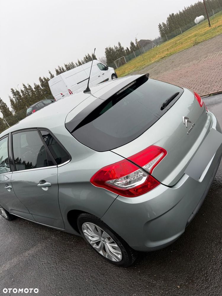 Citroën C4 HDi 90 Attraction - 10