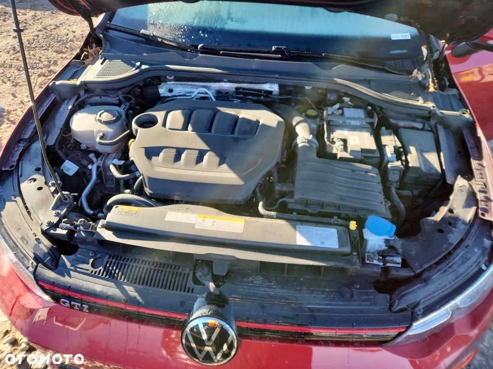 Volkswagen Golf - 11