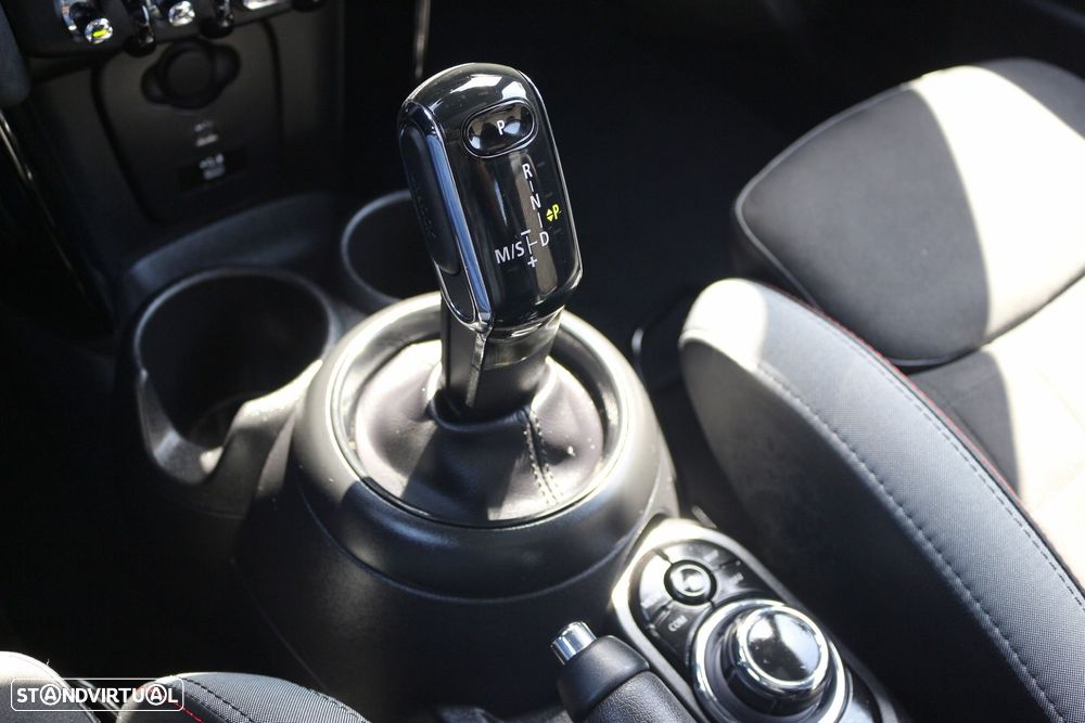 MINI 3 Portas Cooper S Premium P. JCW Auto - 38