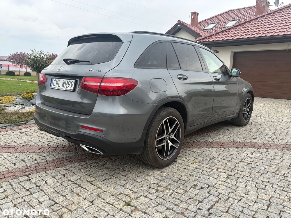 Mercedes-Benz GLC 220 d 4-Matic - 4