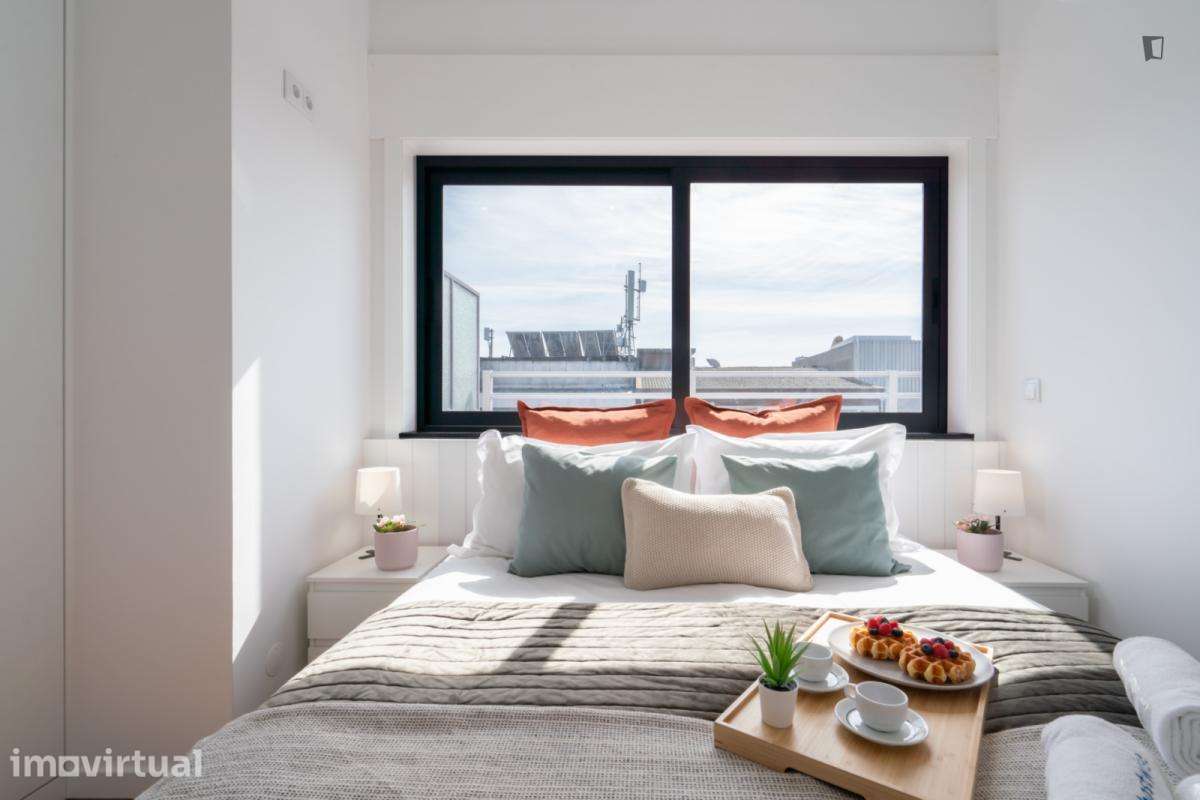 Apartamento com 1 quartos - localizado em Sé Porto - Grande imagem: 3/14