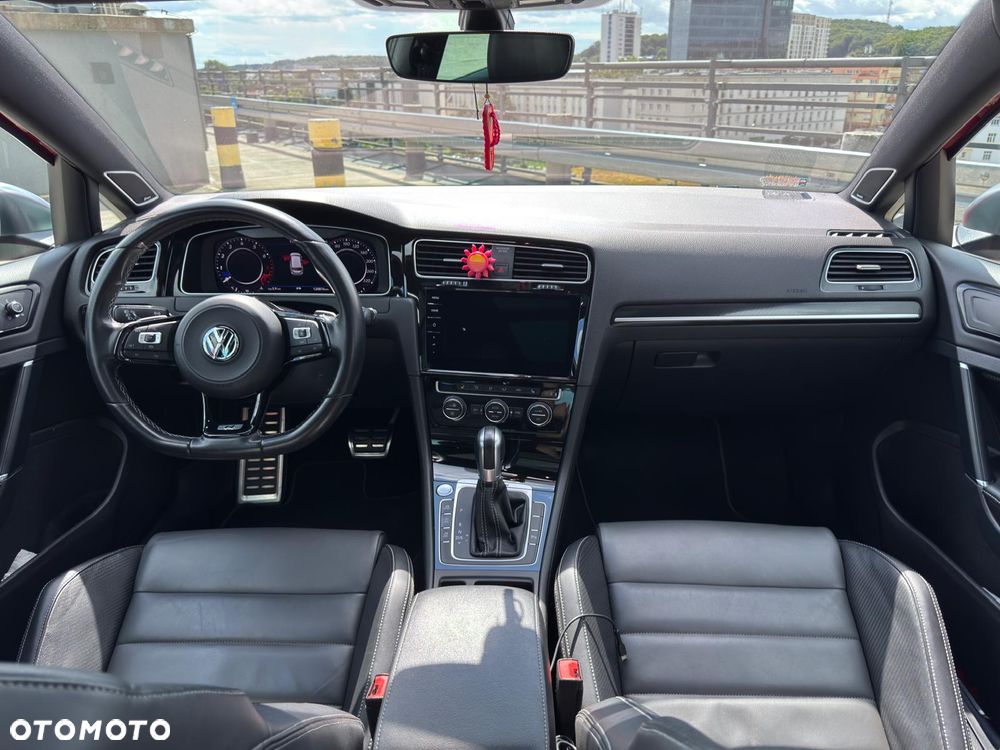 Volkswagen Golf - 21