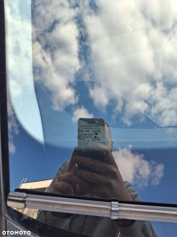 Audi A4 Avant 35 TDI S tronic - 32