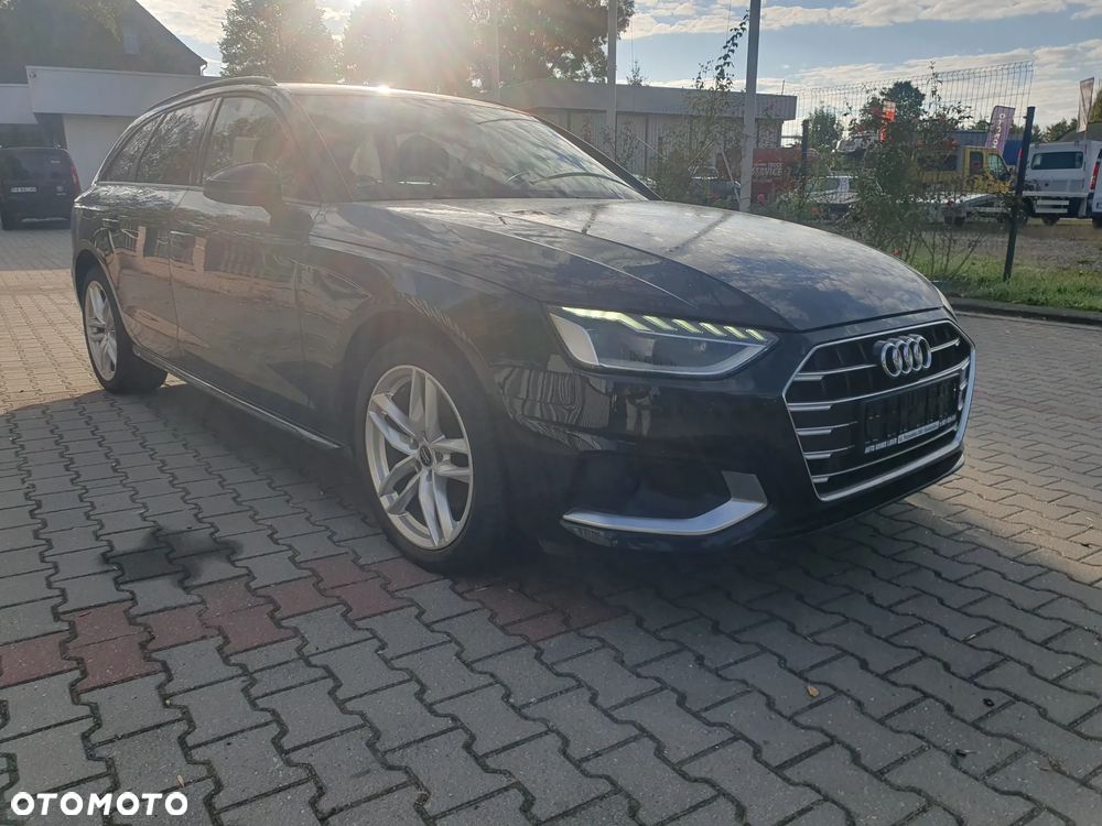 Audi A4 Avant 2.0 TDI ultra S tronic sport - 8