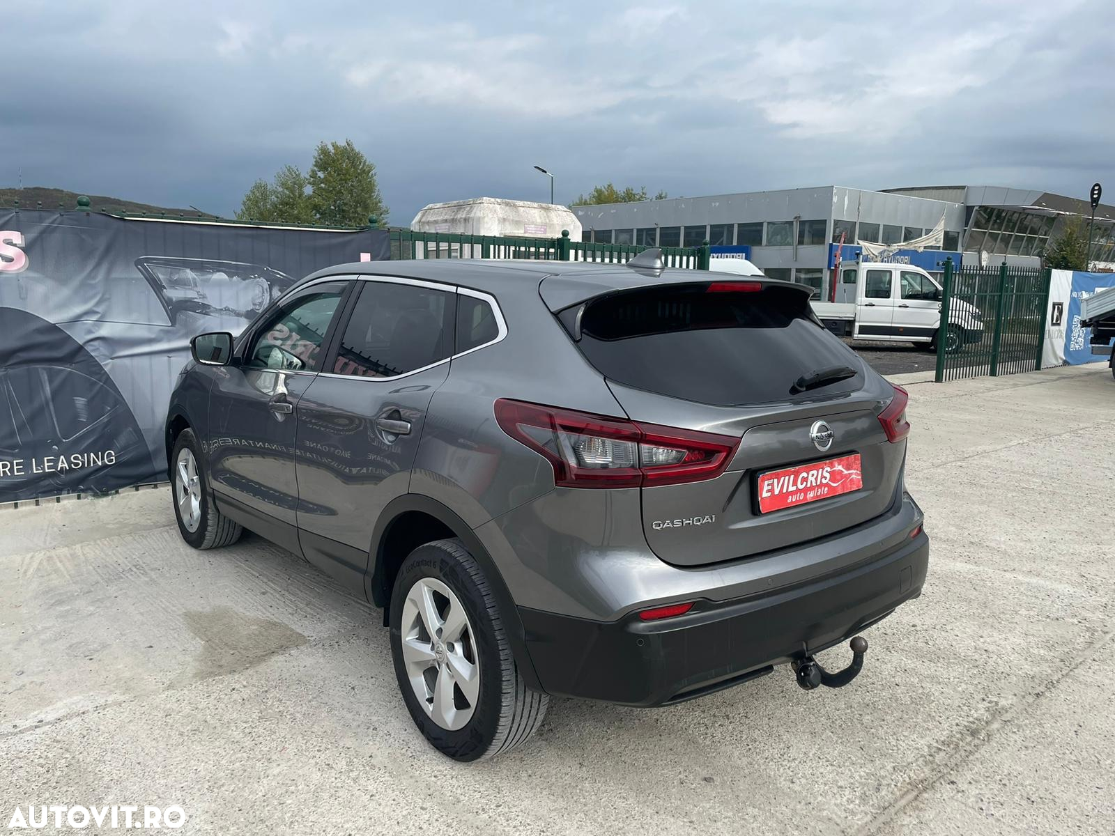 Nissan Qashqai - 10