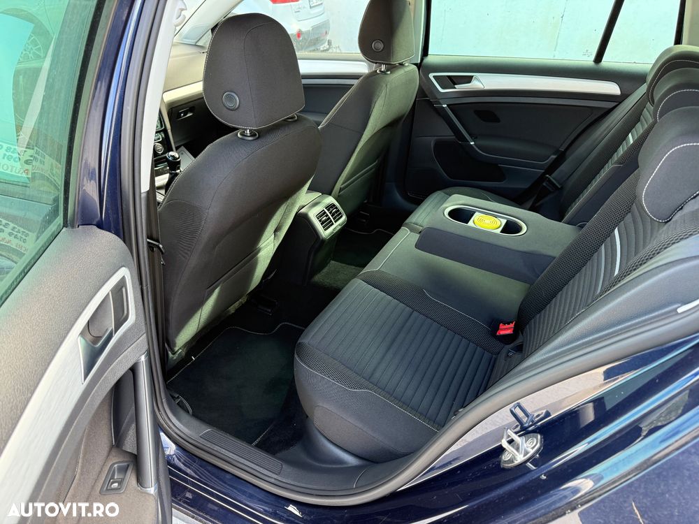 Volkswagen Golf 1.6 BlueTDI Cup - 10