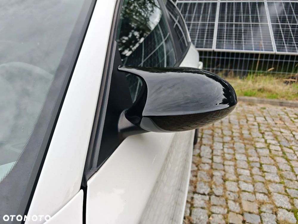 BMW Seria 1 - 31