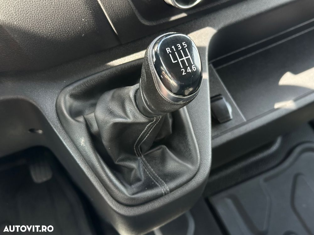 Renault Master - 12