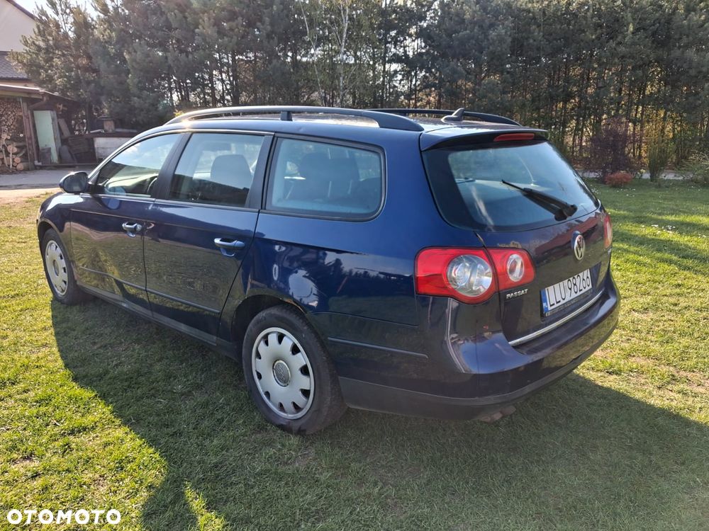 Volkswagen Passat - 3