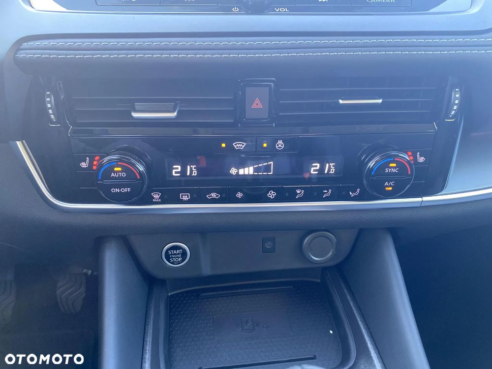 Nissan Qashqai 1.3 DIG-T mHEV N-Connecta - 20