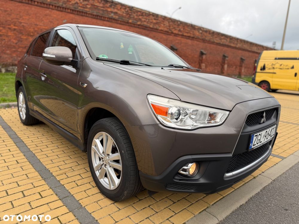 Mitsubishi ASX - 3