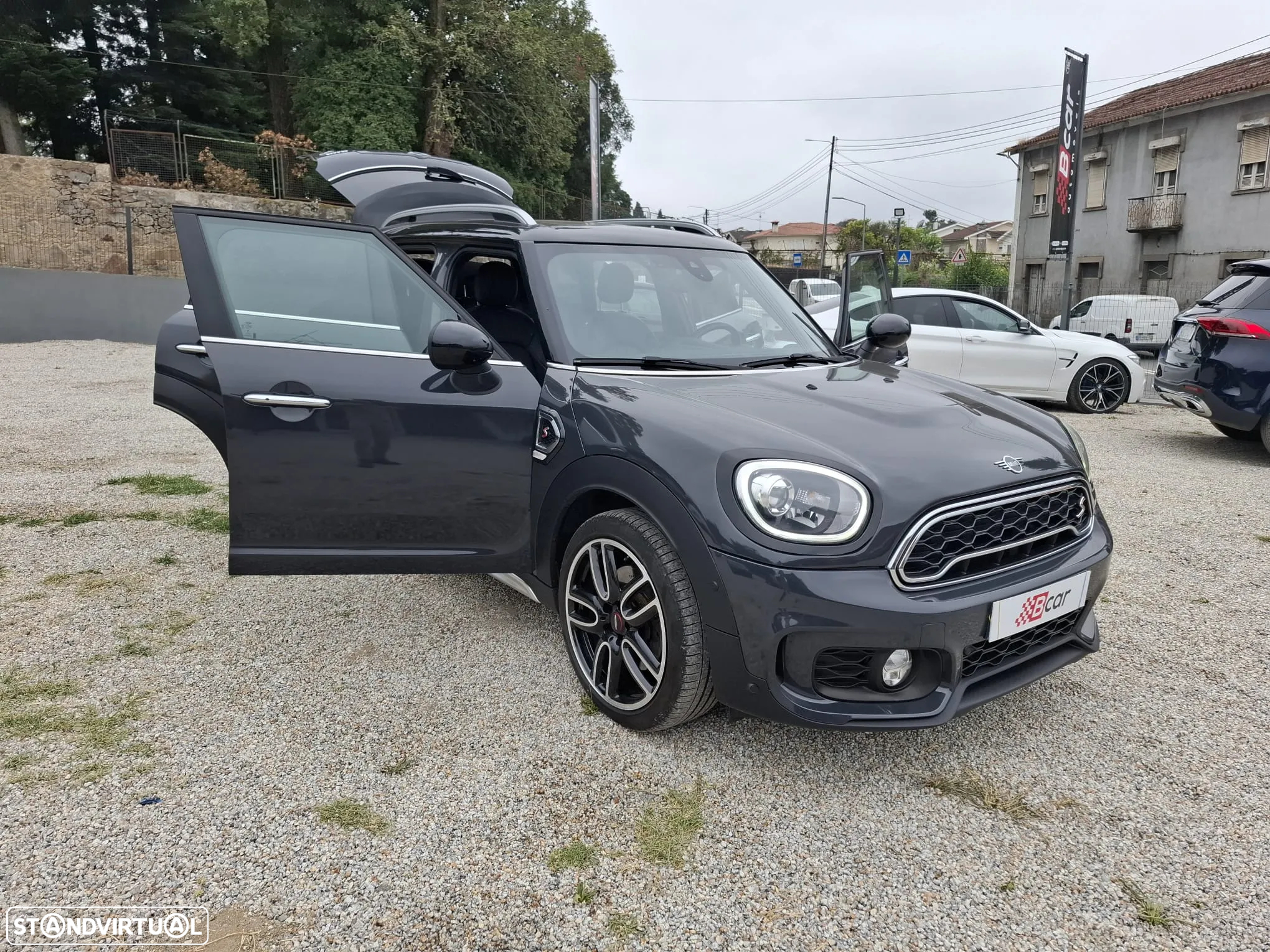 MINI Countryman Cooper SD Auto Desportiva - 18
