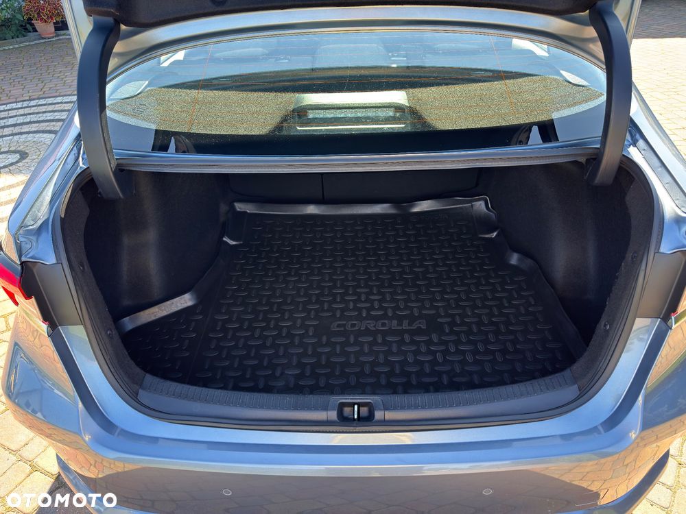 Toyota Corolla 1.6 Comfort - 10