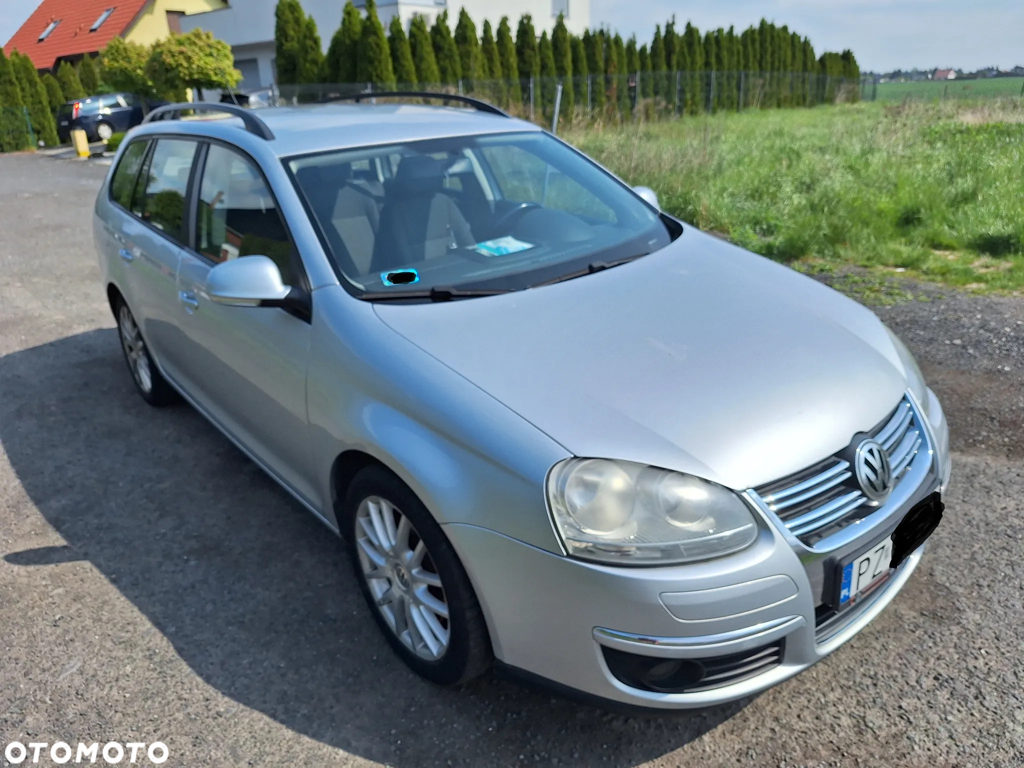 Volkswagen Golf - 2
