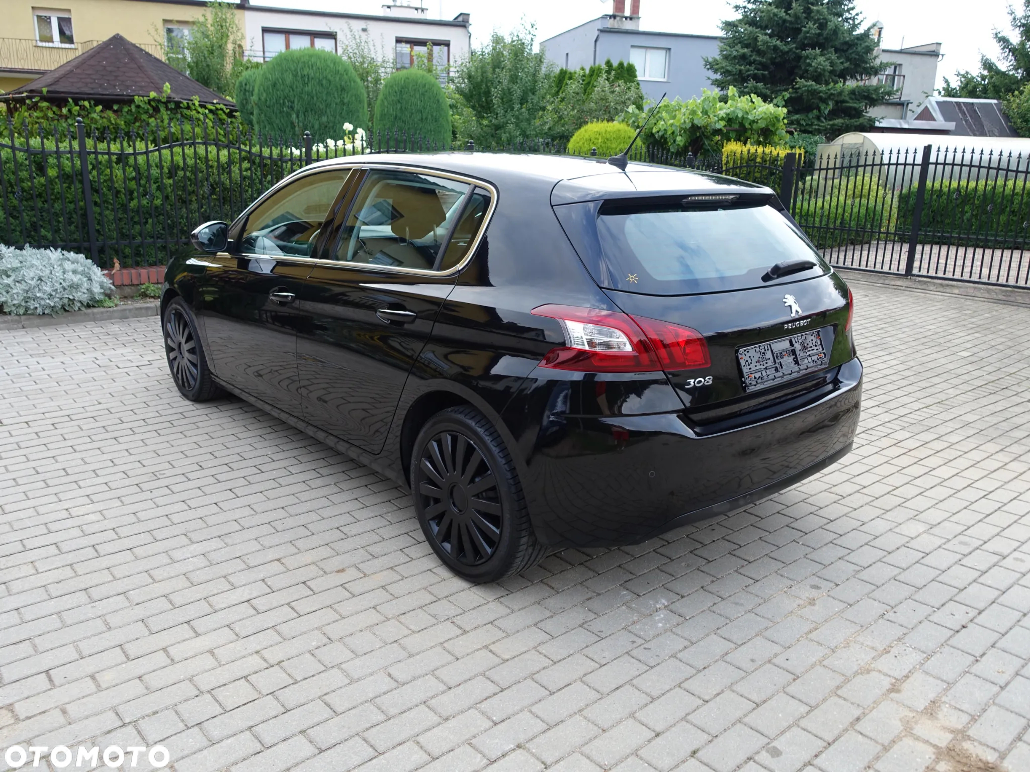 Peugeot 308 1.2 PureTech GPF Allure Pack S&S - 8