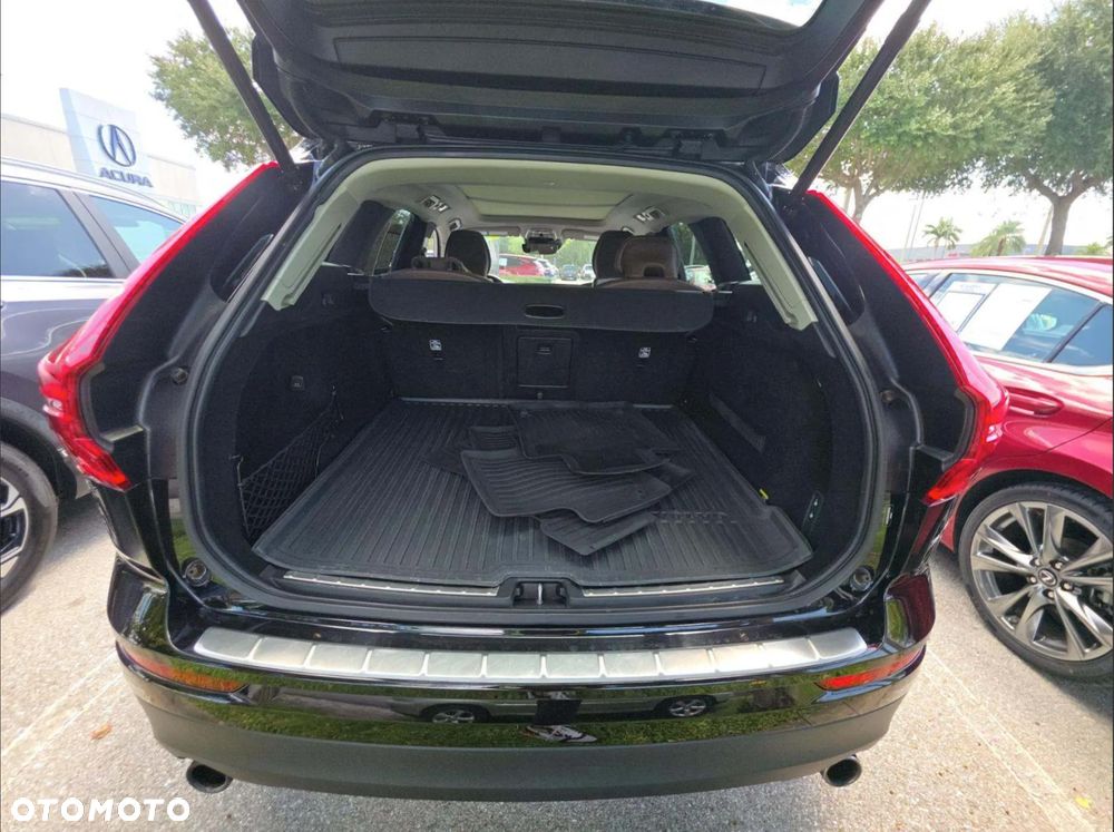 Volvo XC 60 T6 AWD Momentum - 6