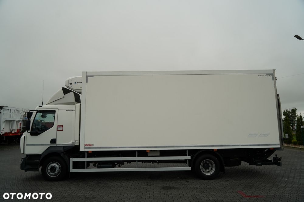 Renault D 250 / CHŁODNIA - 6,7 m / THERMO KING T 600R / + WINDA ZAŁADOWCZA PALFINGER / - 5