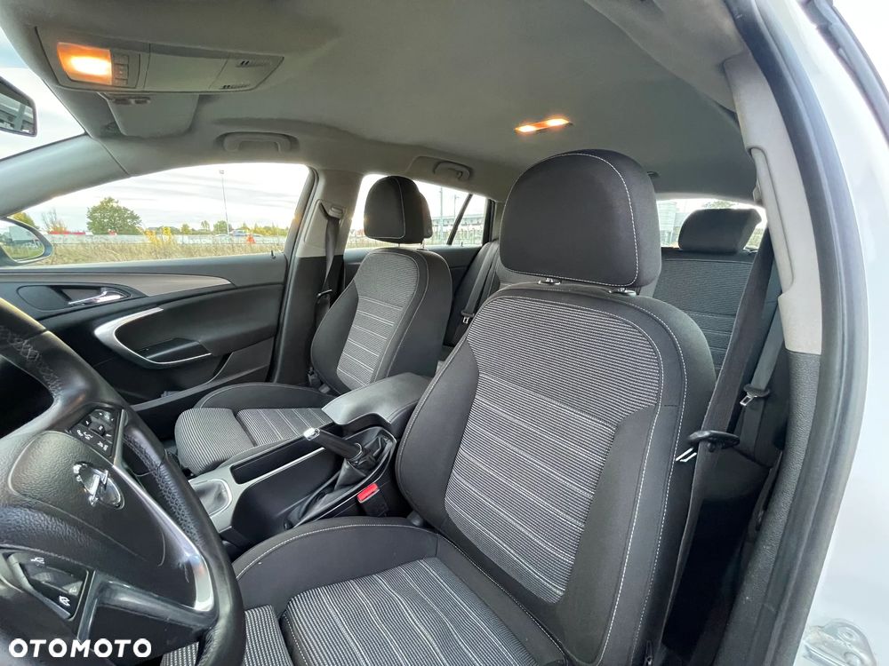 Opel Insignia 2.0 CDTI - 13