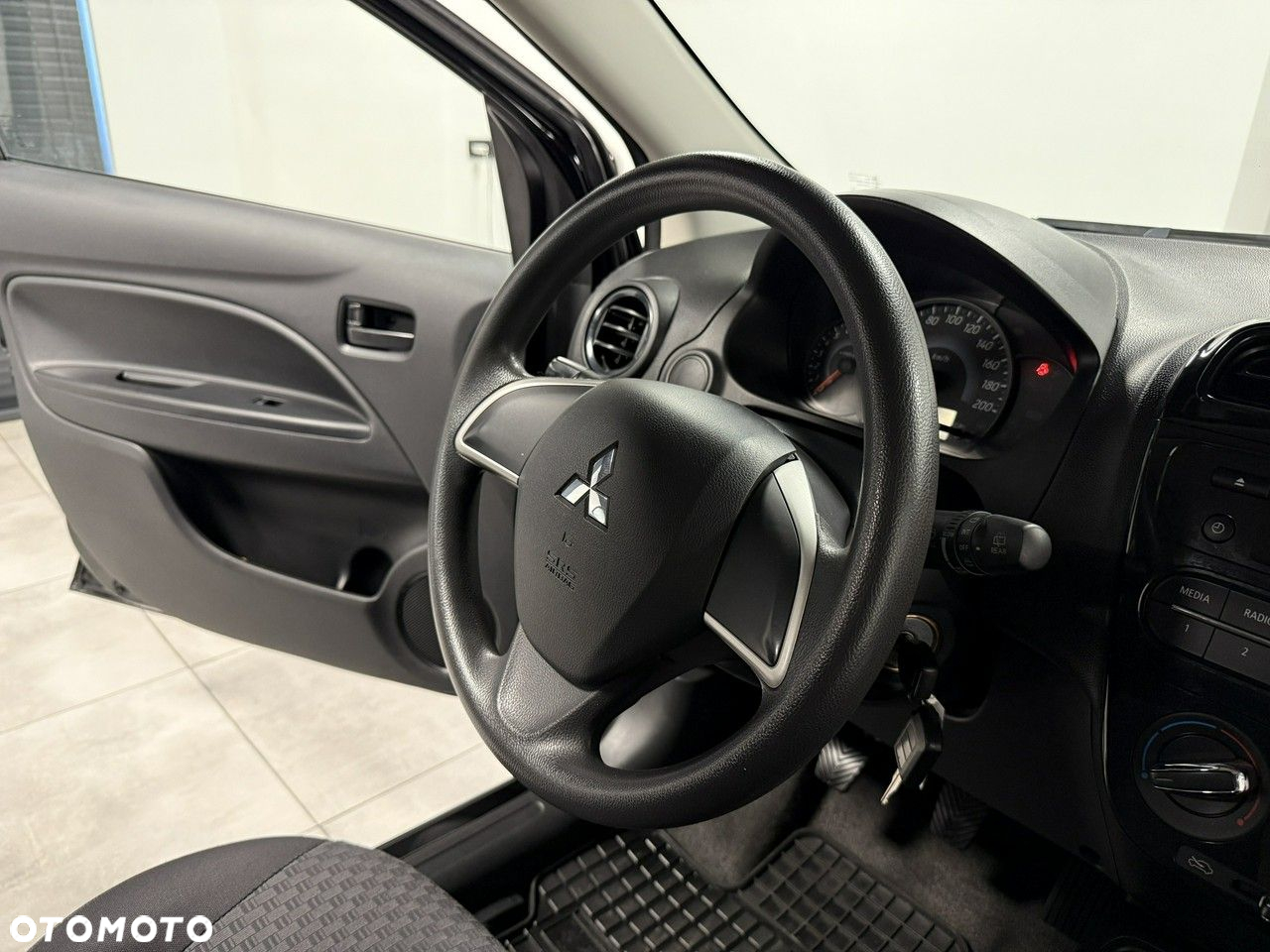 Mitsubishi Space Star 1.0 Inform - 20