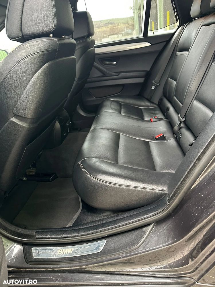 BMW Seria 5 520d xDrive Aut. Luxury Line - 13