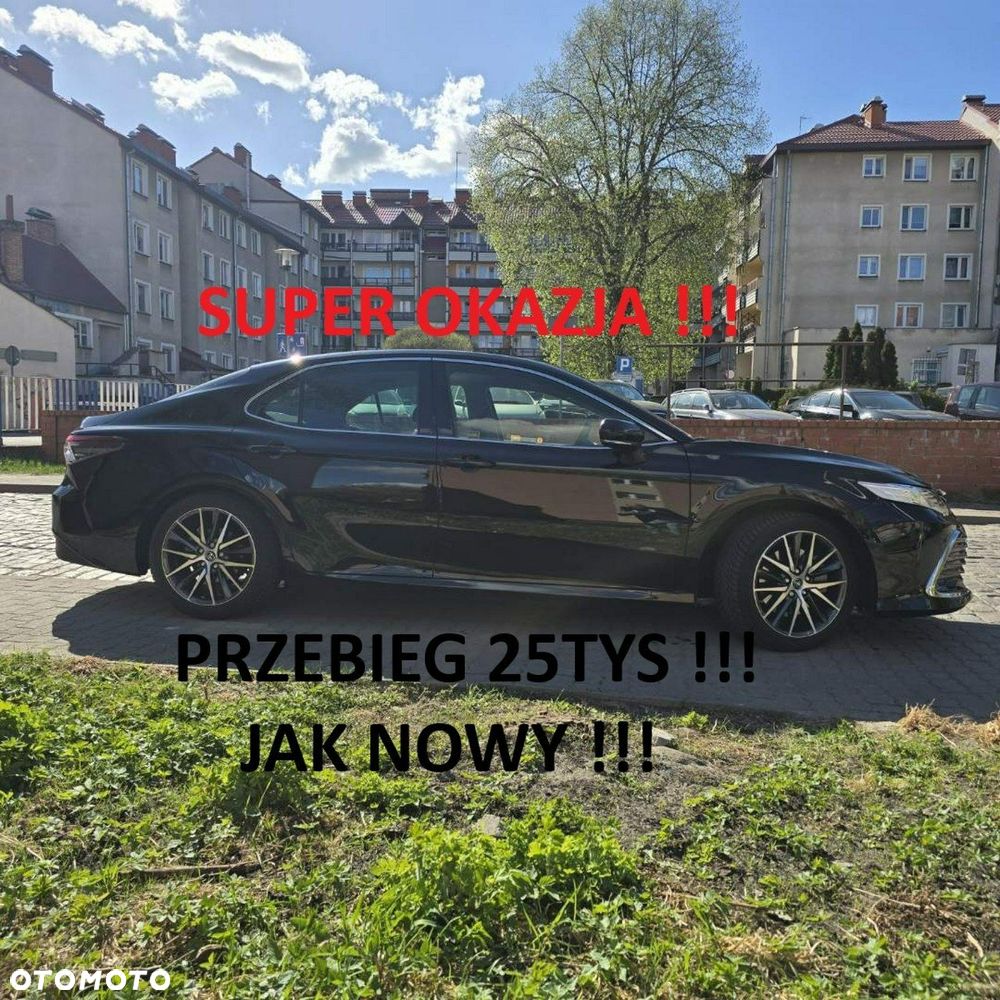 Toyota Camry 2.5 Hybrid Executive CVT - 2