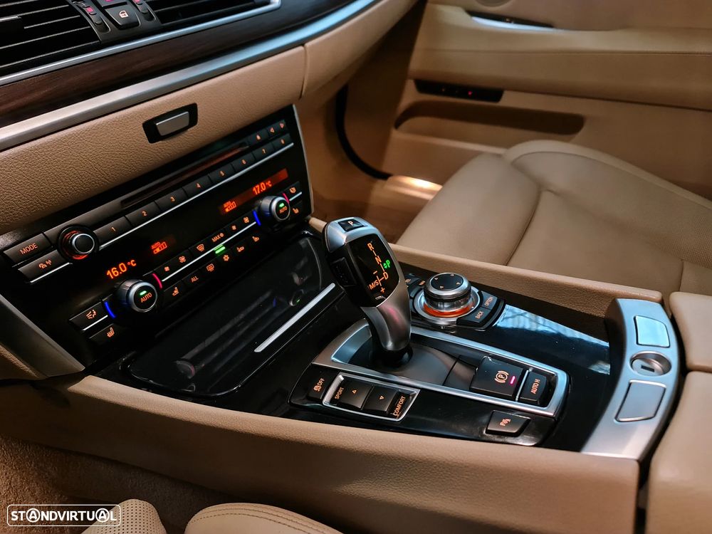 BMW 535 Gran Turismo d Pack M - 30
