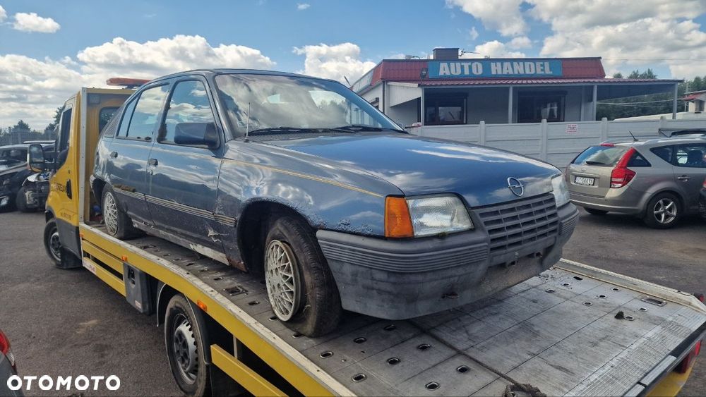 OPEL KADETT CARAVAN - 1