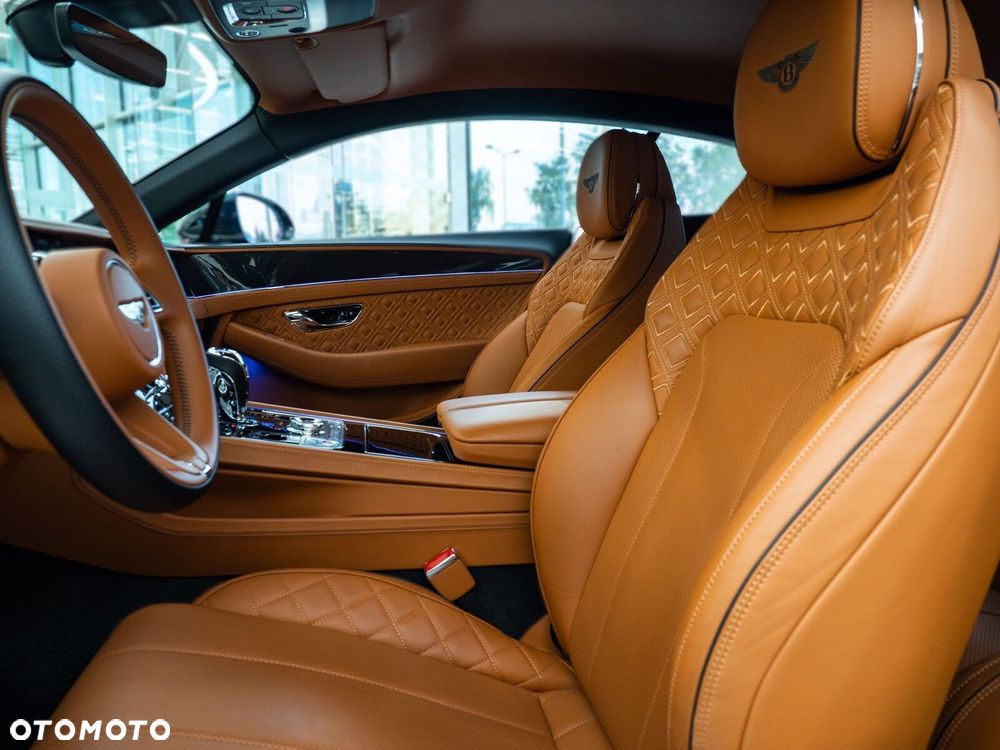 Bentley Continental GT - 18