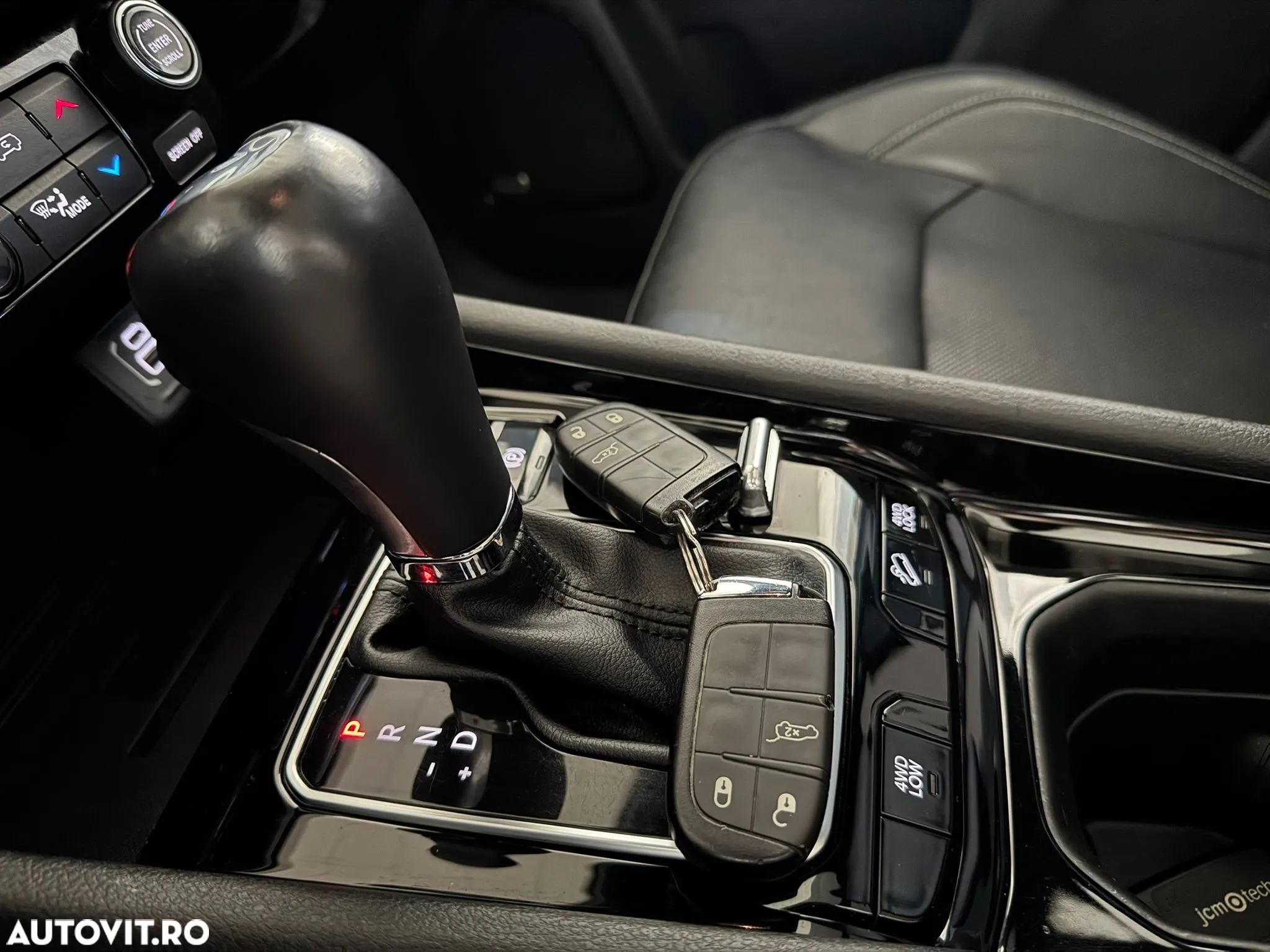 Jeep Compass 1.3 T4 4xe PLUG-IN HYBRID Automatik S - 15