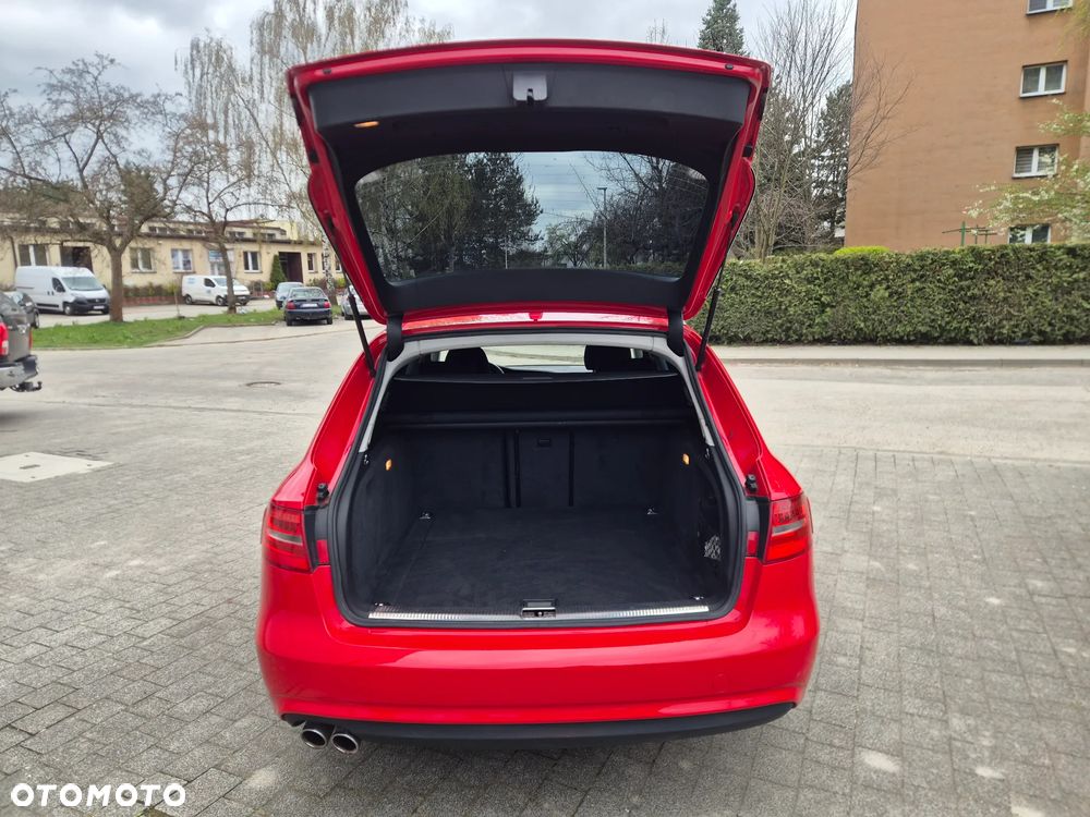 Audi A4 Avant 2.0 TDI DPF clean diesel multitronic Attraction - 9