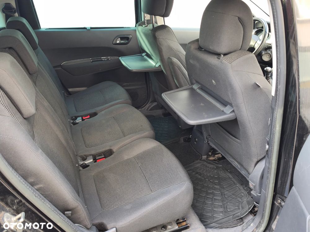 Peugeot 5008 HDI 150 Allure - 19